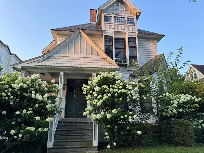 355 Pearl Street, Unit 3